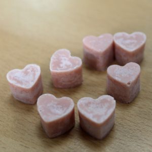 bG9jYWw6Ly9tZWRpYS85TS84RS82MFIzMEMxRzZHVzM4RTlNLzlhMTc5OTc2LmpwZWc.jpg Aroma Wax Melts - Ginger & Clove