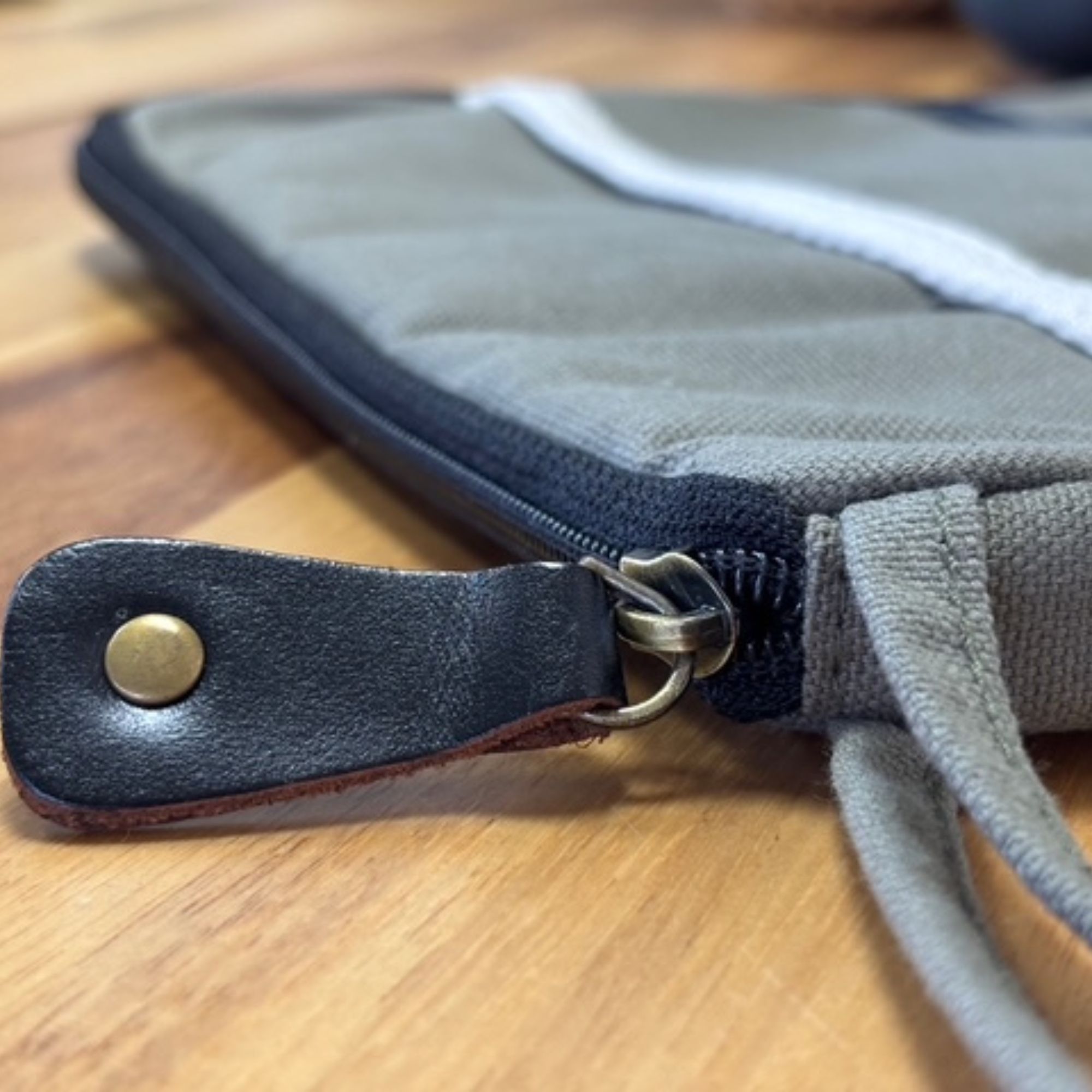 Canvas Travel Laptop Pouch - Olive - Image 5