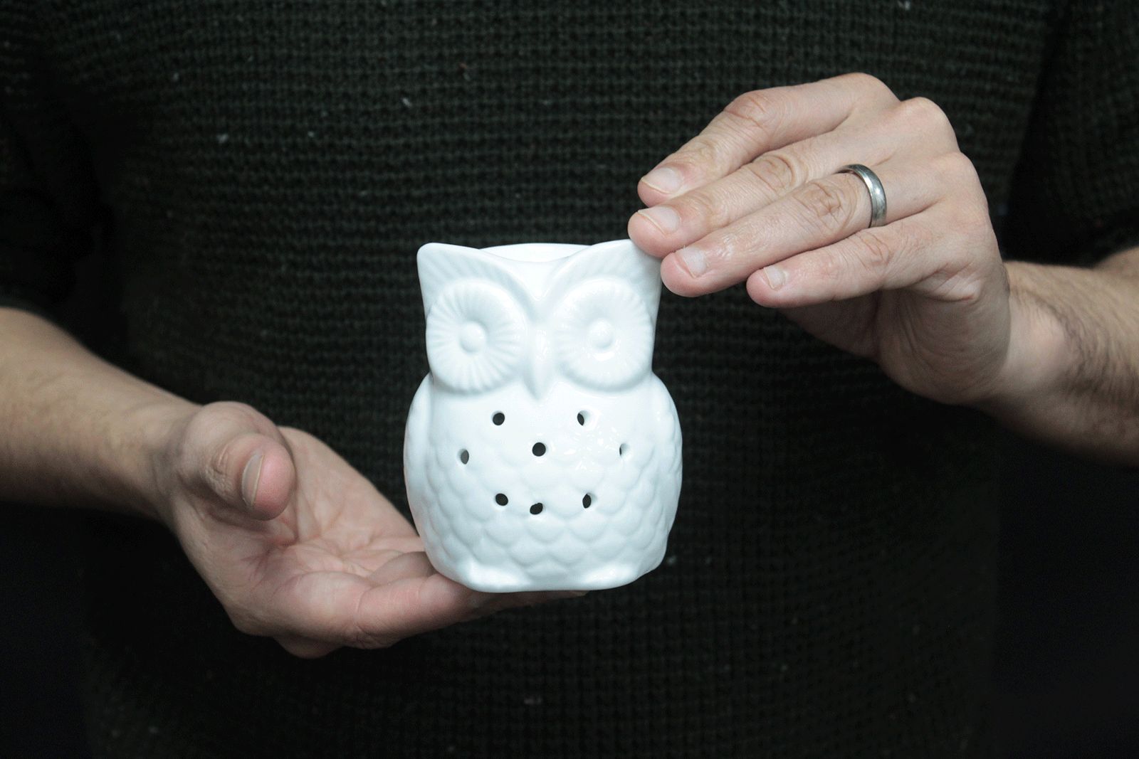 Classic White Oil Burner - Tall Owl - Image 4