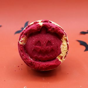 bG9jYWw6Ly9tZWRpYS8xSC9DRC82MFIzMEMxRzZSUzNDRDFILzU4NTM2YWI4LmpwZWc.jpg Aniseed Halloween Bath Bomb