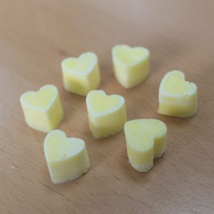 bG9jYWw6Ly9tZWRpYS8xUS84RS82MFIzMEMxRzZHVzM4RTFRLzA5MDc2OTZmLmpwZWc.jpg Aroma Wax Melts - Ylang Ylang & Orange