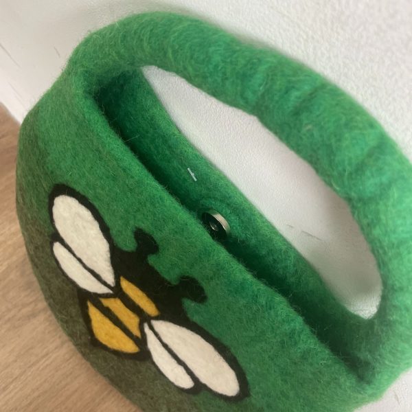 Water Felted Bee Bag - One Handle with Magnet - Garden Greens - Image 2