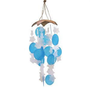 bG9jYWw6Ly9tZWRpYS9ISi9BQy82MFIzMEMxRzZXUktBQ0hKL2I5NWYxYzVmLmpwZWc.jpg Coconut & Capiz Windchimes - Blue and White Stars - 30cm