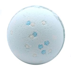 bG9jYWw6Ly9tZWRpYS9ISi9HQy82MFIzMEMxRzZSUktHQ0hKLzM0NTAxMmQxLmpwZWc.jpg Snowflake Bath Bomb - Blueberries