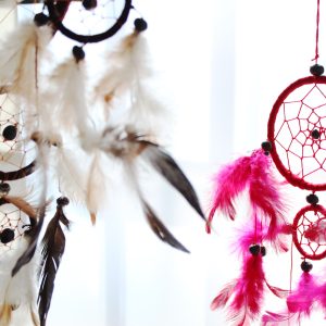 bG9jYWw6Ly9tZWRpYS9ITS9FQy82MFIzMEMxRzZHVDNFQ0hNLzY2ZGVkYjJjLmpwZWc-2.jpg Bali Dreamcatchers - Large Round - Rainbow